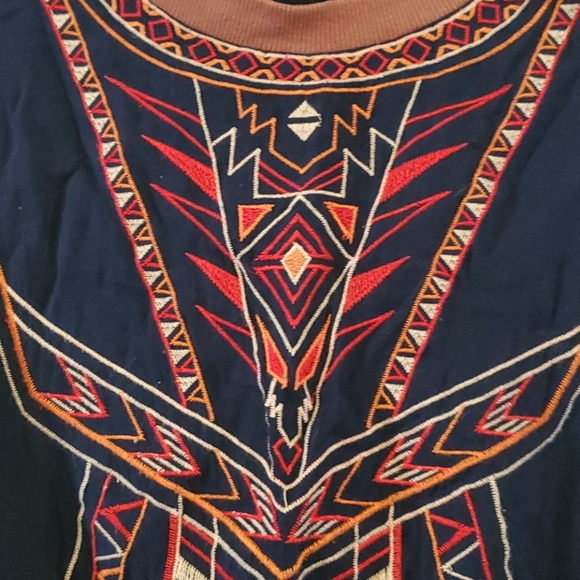 Aztec print top - Picture 3 of 5